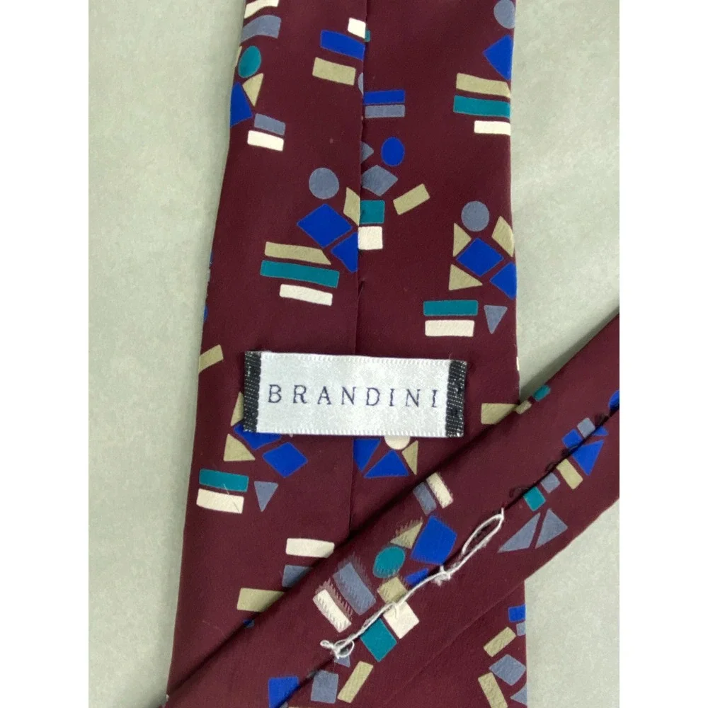 Brandini Mens Tie Burgundy Geometric Abstract 100% Silk Italian Made 57x4